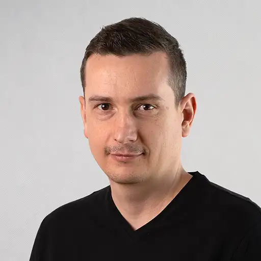 Portrait of Jan, team member